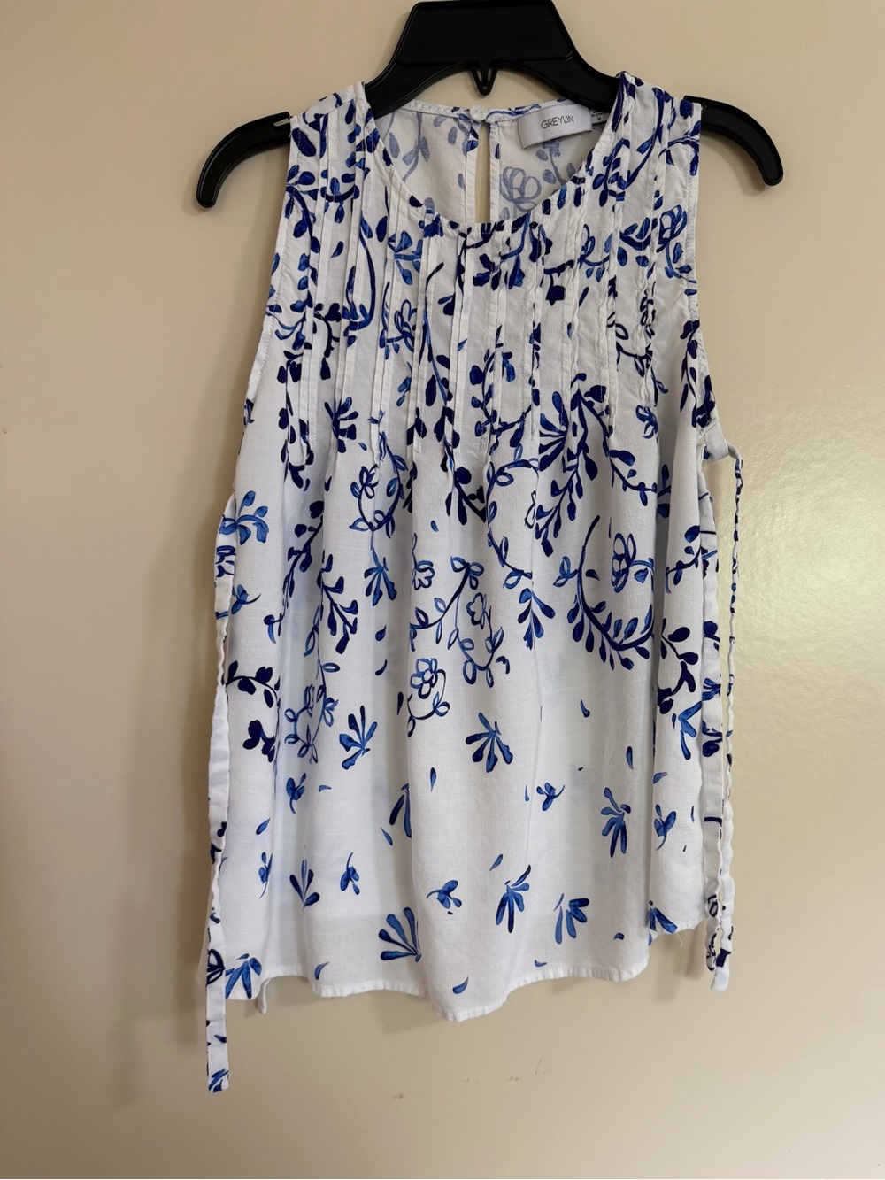 Greylin Anthropologie Floral Sleeveless Tank Blouse Chest Pleated Side Tie Sz M